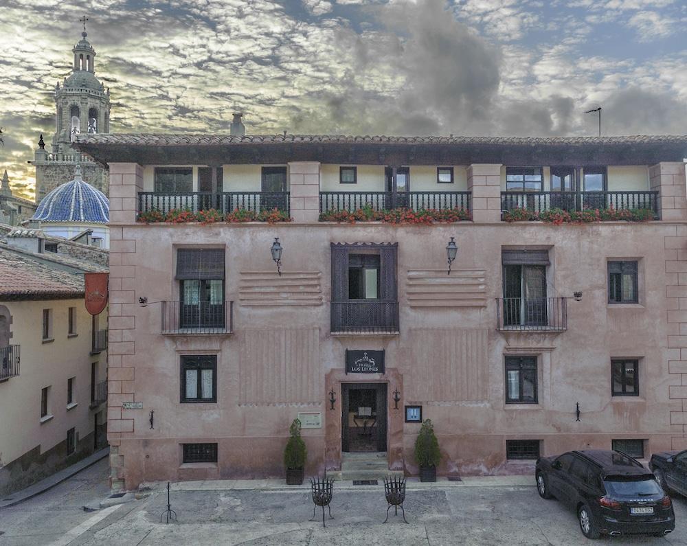 Hotel Los Leones - Adults Only Rubielos De Mora Bagian luar foto