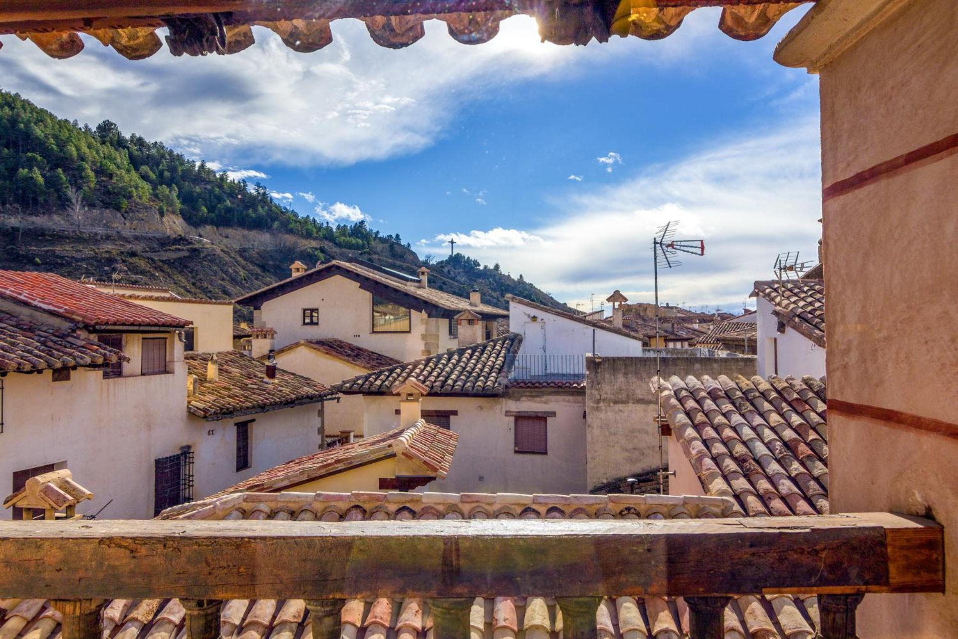 Hotel Los Leones - Adults Only Rubielos De Mora Bagian luar foto